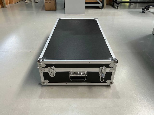 2024 - rm-100 - flightcase (10x) - afbeelding 12 van  20