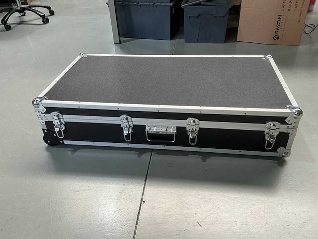 2024 - rm-100 - flightcase (10x) - afbeelding 18 van  20