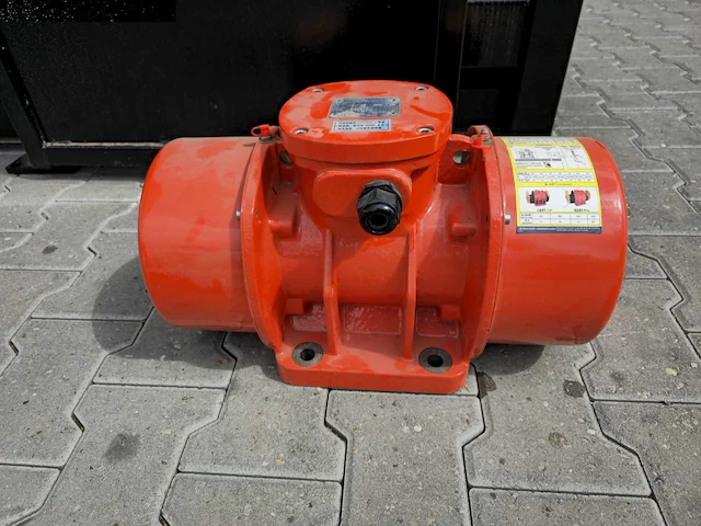 2024 - vibratory screener - diverse bouw - afbeelding 3 van  12