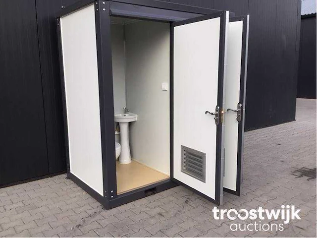2024- easygoing - double toilet unit - sanitary unit - afbeelding 21 van  25