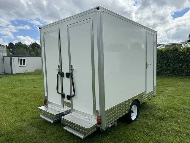 2024 2 persoons aanhangwagen / sanitairunit / toiletunit - afbeelding 1 van  31