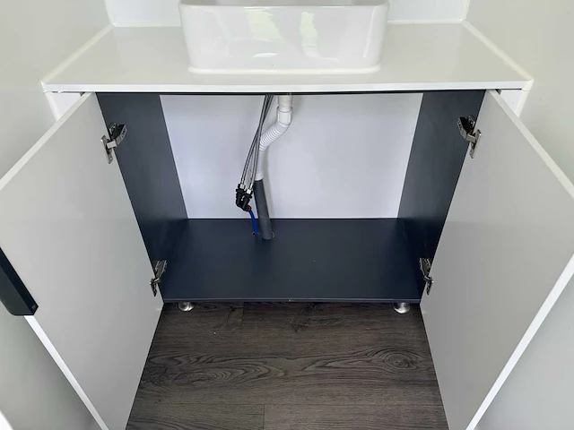2024 2 persoons aanhangwagen / sanitairunit / toiletunit - afbeelding 10 van  30