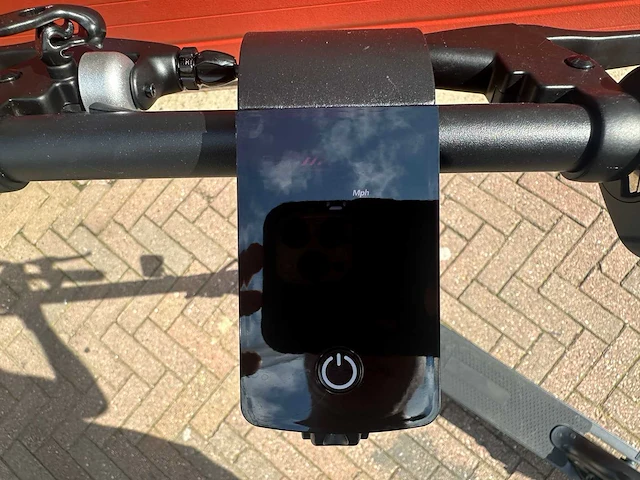 2024 alucard elektrische step - afbeelding 6 van  14