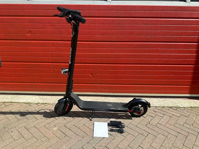 2024 alucard elektrische step - afbeelding 7 van  14