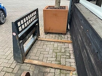 2024 bobcat vorkenbord voorzetapparatuur - afbeelding 3 van  4