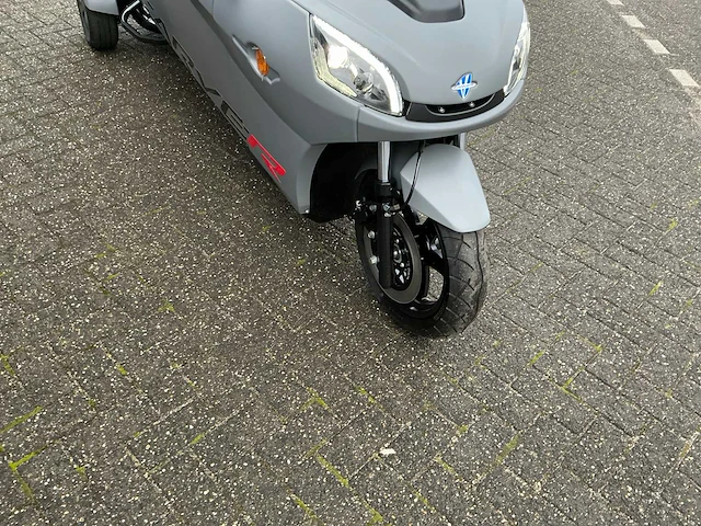 2024 carver s+ drie wielig motorvoertuig 80km/h - afbeelding 2 van  18