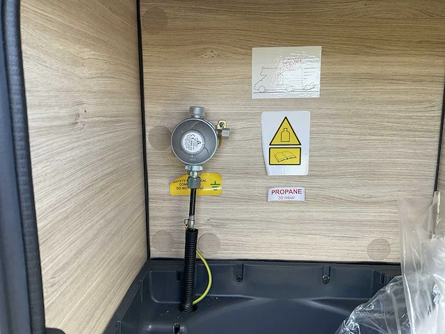 2024 chausson s697 first line camper - afbeelding 25 van  41