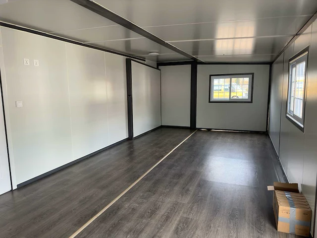 2024 compleet deluxe 12x6 meter mobiele woonunit met 3 slaapkamers en keuken 73m3 - afbeelding 18 van  52