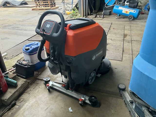 2024 daewoo dafl50a schrob- veegmachine - afbeelding 7 van  13