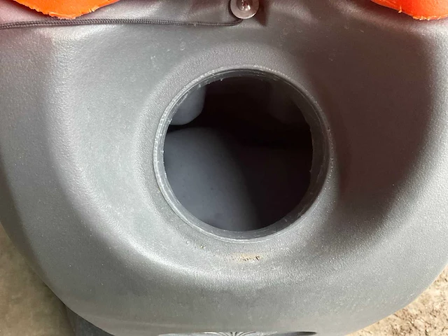 2024 daewoo dafl50a schrob- veegmachine - afbeelding 11 van  13