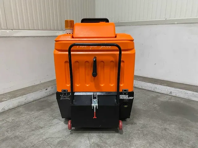 2024 daewoo das 80 opzit veegmachine - afbeelding 16 van  18