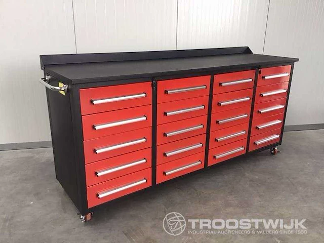 2024 easy-going - 7ft-20d-01c - werkbank - afbeelding 1 van  13