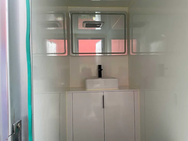 2024 easy-going 3 mtr type b - toiletwagen - afbeelding 7 van  33