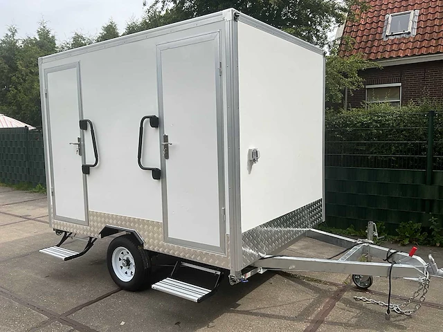 2024 easy-going 3 mtr type b - toiletwagen - afbeelding 1 van  33