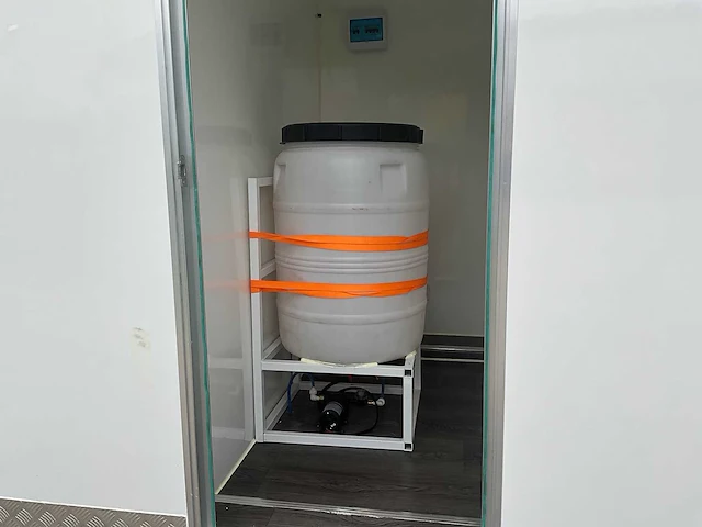 2024 easy-going 3 mtr type b - toiletwagen - afbeelding 14 van  33