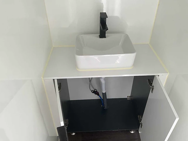 2024 easy-going 3 mtr type b - toiletwagen - afbeelding 21 van  33