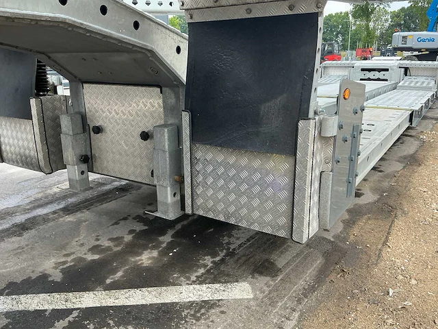 2024 eroglu autotransporter uitschuifbare dieplader - afbeelding 19 van  31