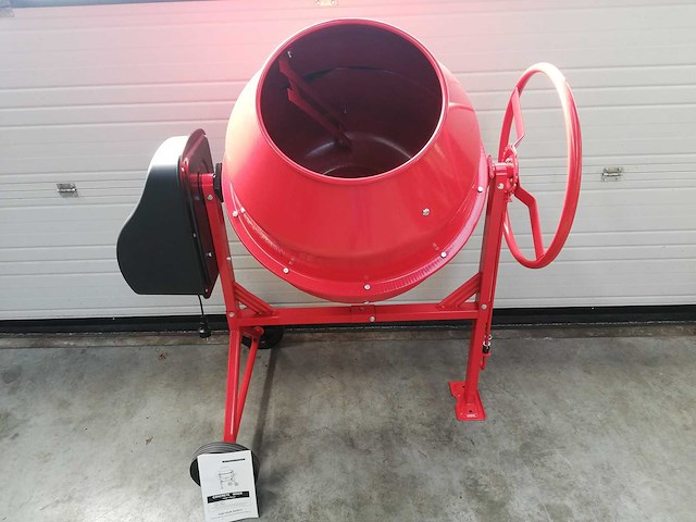 2024 eversteel betonmolen - afbeelding 1 van  7