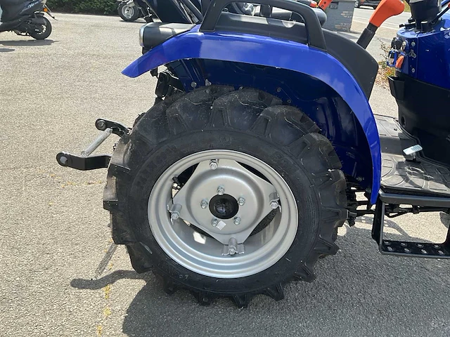 2024 farmtrac 20 minitractor - afbeelding 6 van  19