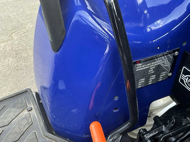 2024 farmtrac 20 minitractor - afbeelding 9 van  19