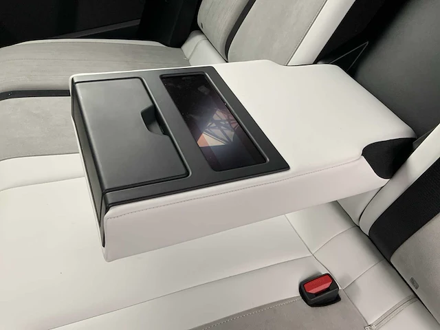 2024 fisker ocean personenauto - afbeelding 26 van  41