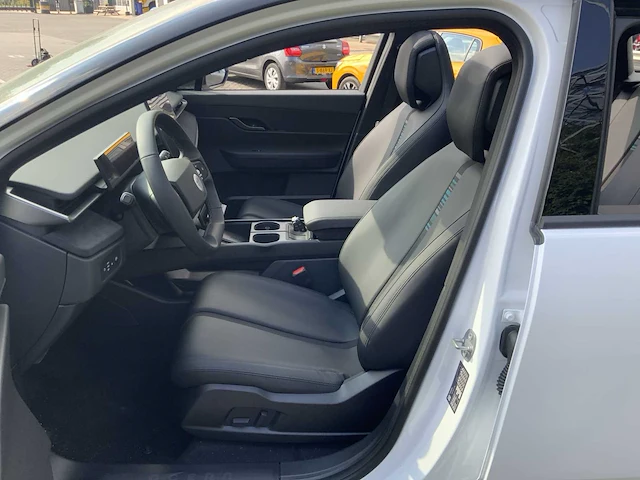 2024 fisker ocean personenauto - afbeelding 7 van  38