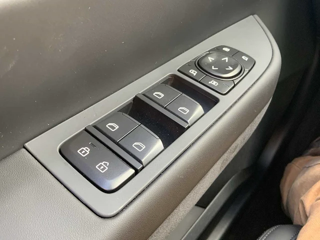 2024 fisker ocean personenauto - afbeelding 21 van  36