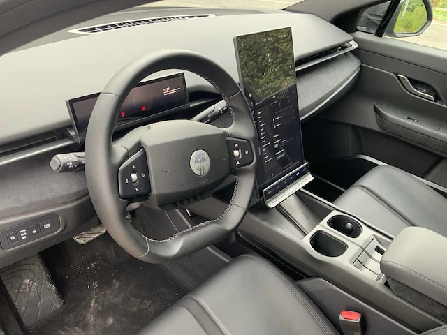2024 fisker ocean personenauto - afbeelding 22 van  45