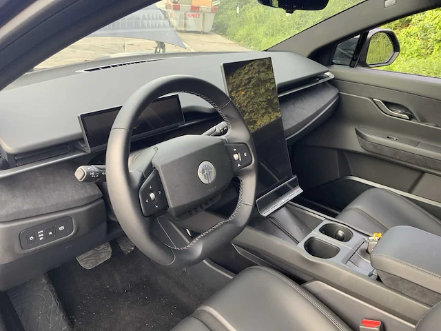 2024 fisker ocean personenauto - afbeelding 19 van  46