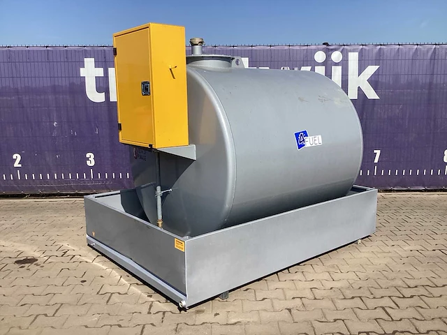 2024 fuel solution brandstoftank 3000 liter - afbeelding 1 van  8