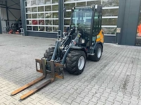 2024 giant g2700e x-tra shovel