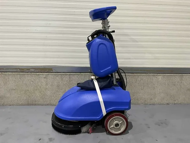2024 hand schrubber achterloop schrobmachine - afbeelding 2 van  10