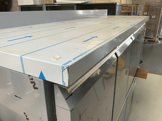 2024 hoshizaki snowflake scr-225dg 4-deurs koelwerkbank - afbeelding 2 van  16