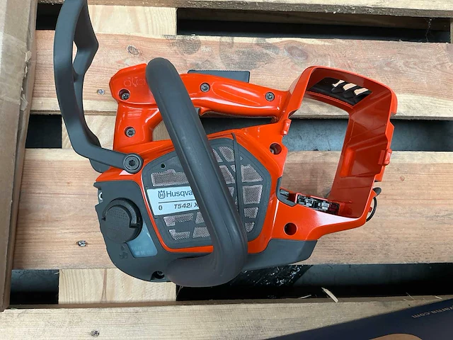 2024 husqvarna 542i xp accu-kettingzaag body - afbeelding 3 van  4