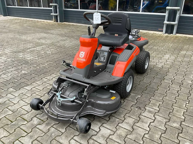 2024 husqvarna r 200ix accu zitmaaier - afbeelding 1 van  15