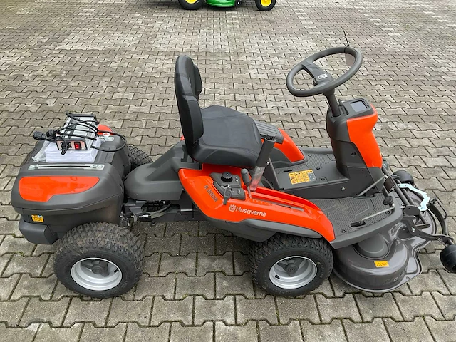 2024 husqvarna r 200ix accu zitmaaier - afbeelding 12 van  15