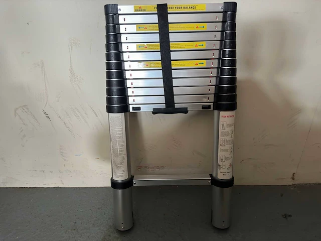2024 imtex 3,80m telescoop ladder (20x) - afbeelding 3 van  3