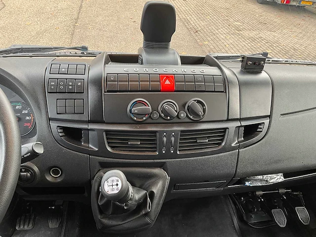 2024 iveco euro cargo 120-250 euro6 vrachtwagen met wipkar - afbeelding 28 van  56