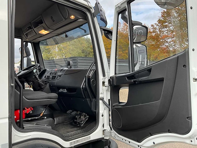 2024 iveco euro cargo 120-250 euro6 vrachtwagen met wipkar - afbeelding 35 van  56