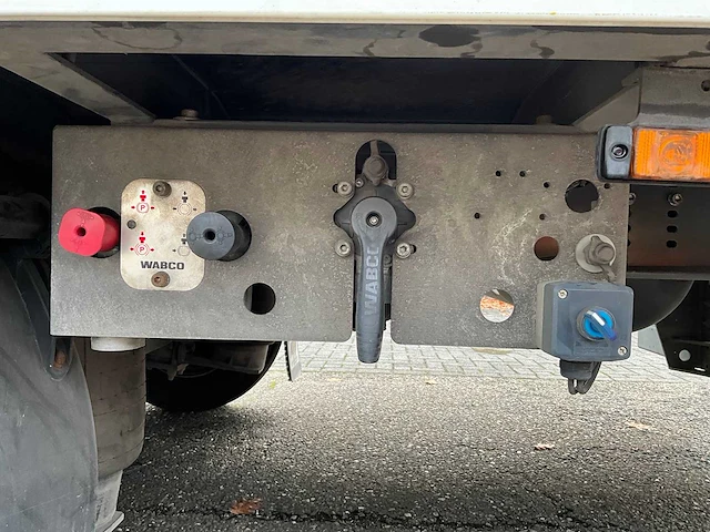 2024 iveco euro cargo 120-250 euro6 vrachtwagen met wipkar - afbeelding 47 van  56