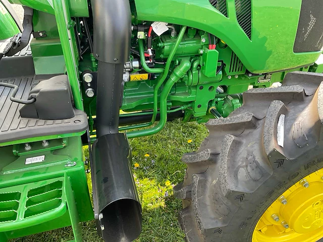 2024 john deere 5055e vierwielaangedreven landbouwtractor - afbeelding 9 van  25