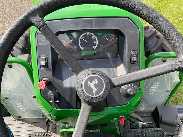 2024 john deere 5055e vierwielaangedreven landbouwtractor - afbeelding 17 van  25