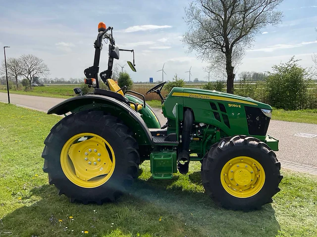 2024 john deere 5055e vierwielaangedreven landbouwtractor - afbeelding 21 van  25
