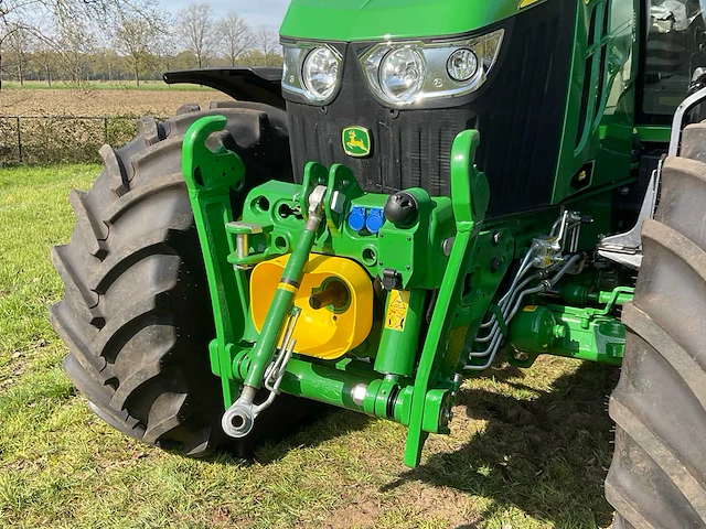 2024 john deere 6120m vierwielaangedreven landbouwtractor - afbeelding 13 van  32