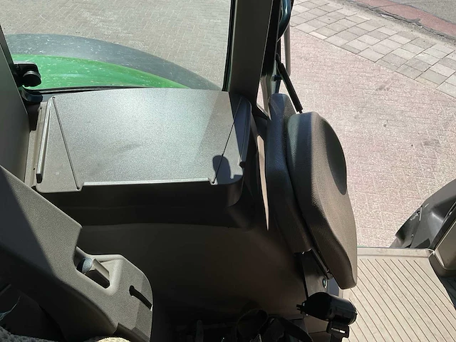 2024 john deere 6195m vierwielaangedreven landbouwtractor - afbeelding 25 van  36