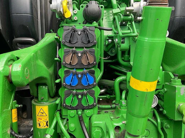 2024 john deere 6r 215 vierwielaangedreven landbouwtractor - afbeelding 6 van  41