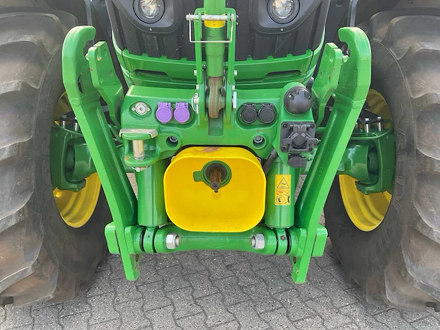 2024 john deere 6r 215 vierwielaangedreven landbouwtractor - afbeelding 14 van  41