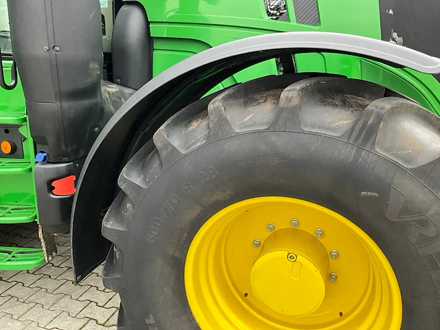 2024 john deere 6r 215 vierwielaangedreven landbouwtractor - afbeelding 21 van  35