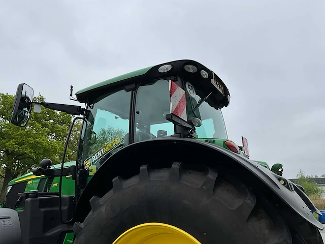 2024 john deere 6r 215 vierwielaangedreven landbouwtractor - afbeelding 32 van  35