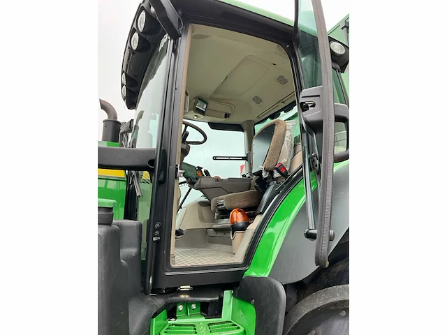 2024 john deere 6r 215 vierwielaangedreven landbouwtractor - afbeelding 33 van  35